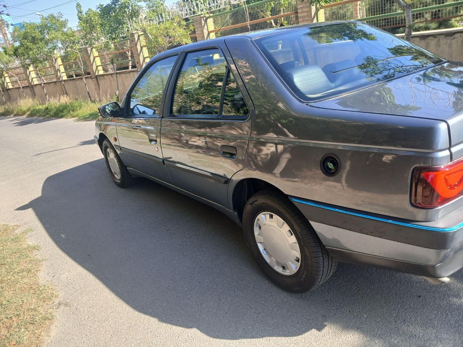 پژو 405 GLX - دوگانه سوز - 1395