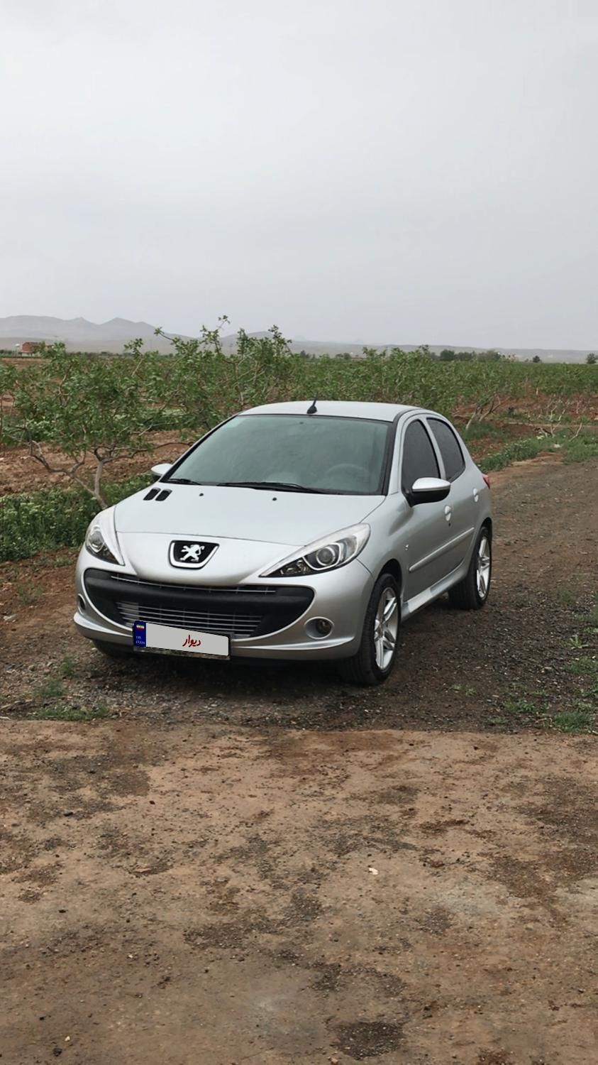 پژو 207 دنده‌ای - 1400