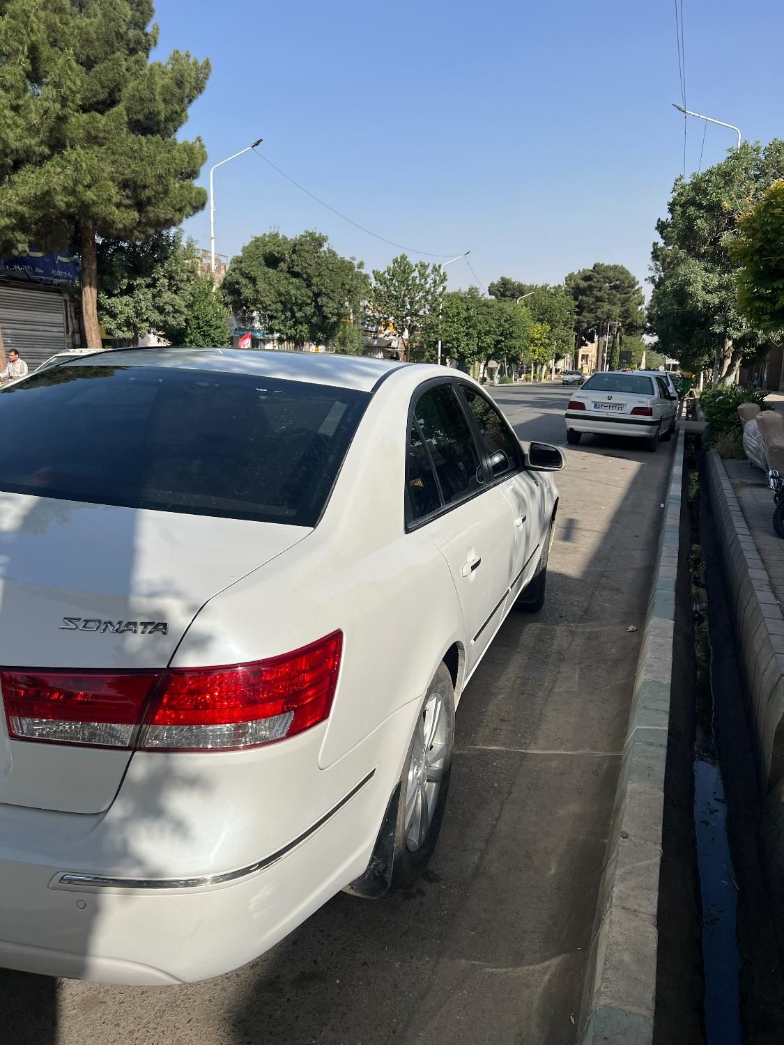 هیوندای سوناتا اتوماتیک NF 2400 - 2009