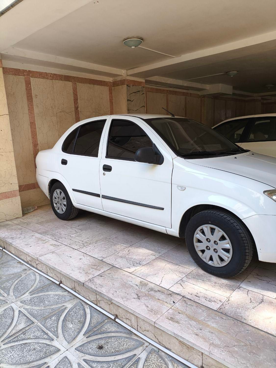 تیبا صندوق دار SX - 1398
