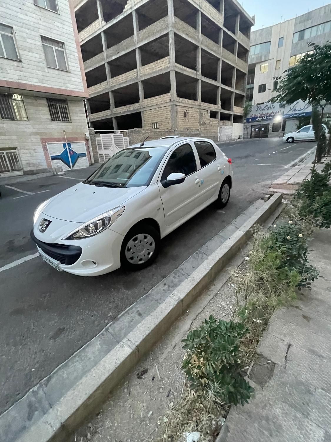 پژو 207 دنده‌ای با موتور TU3 - 1403