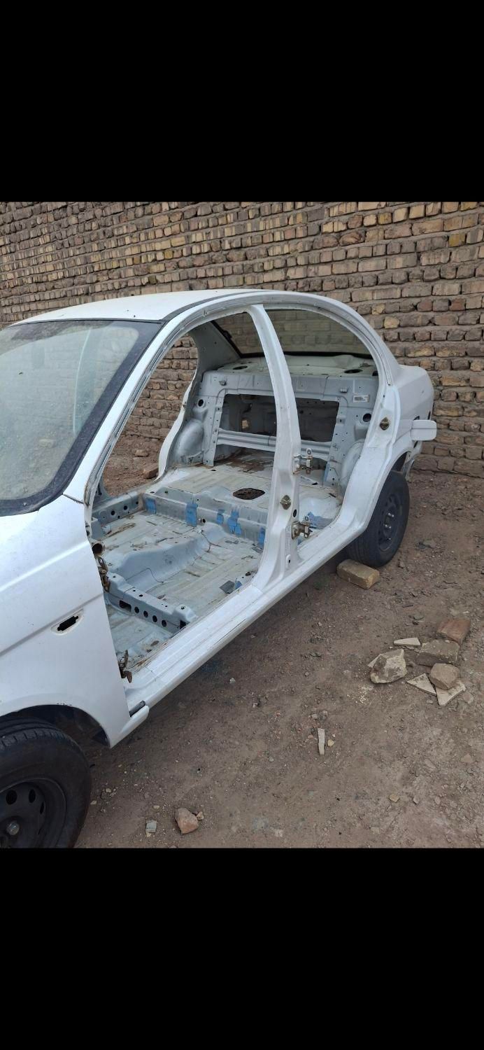 تیبا صندوق دار SX - 1390