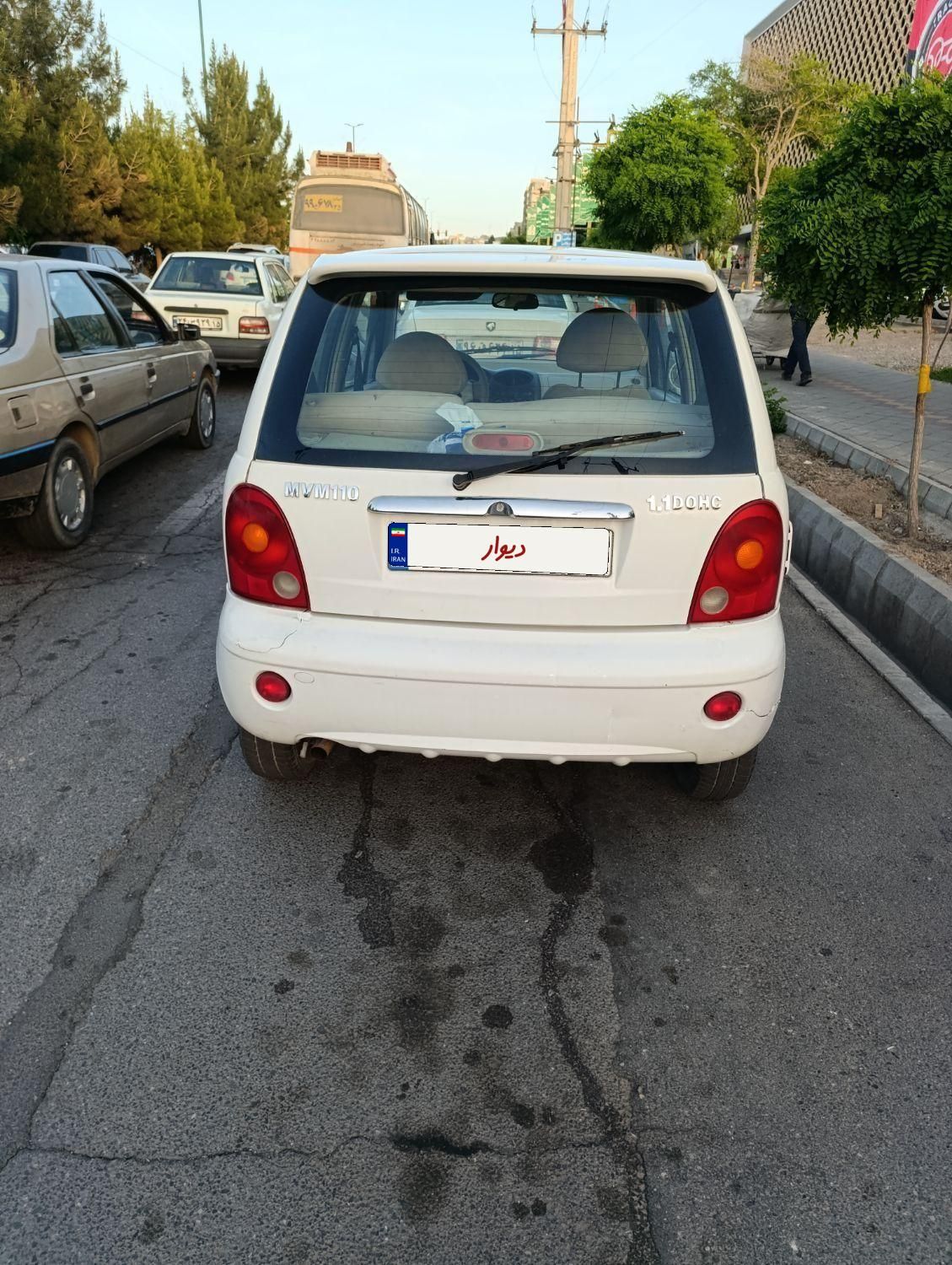 ام وی ام 110 چهار سیلندر دنده ای - 2011