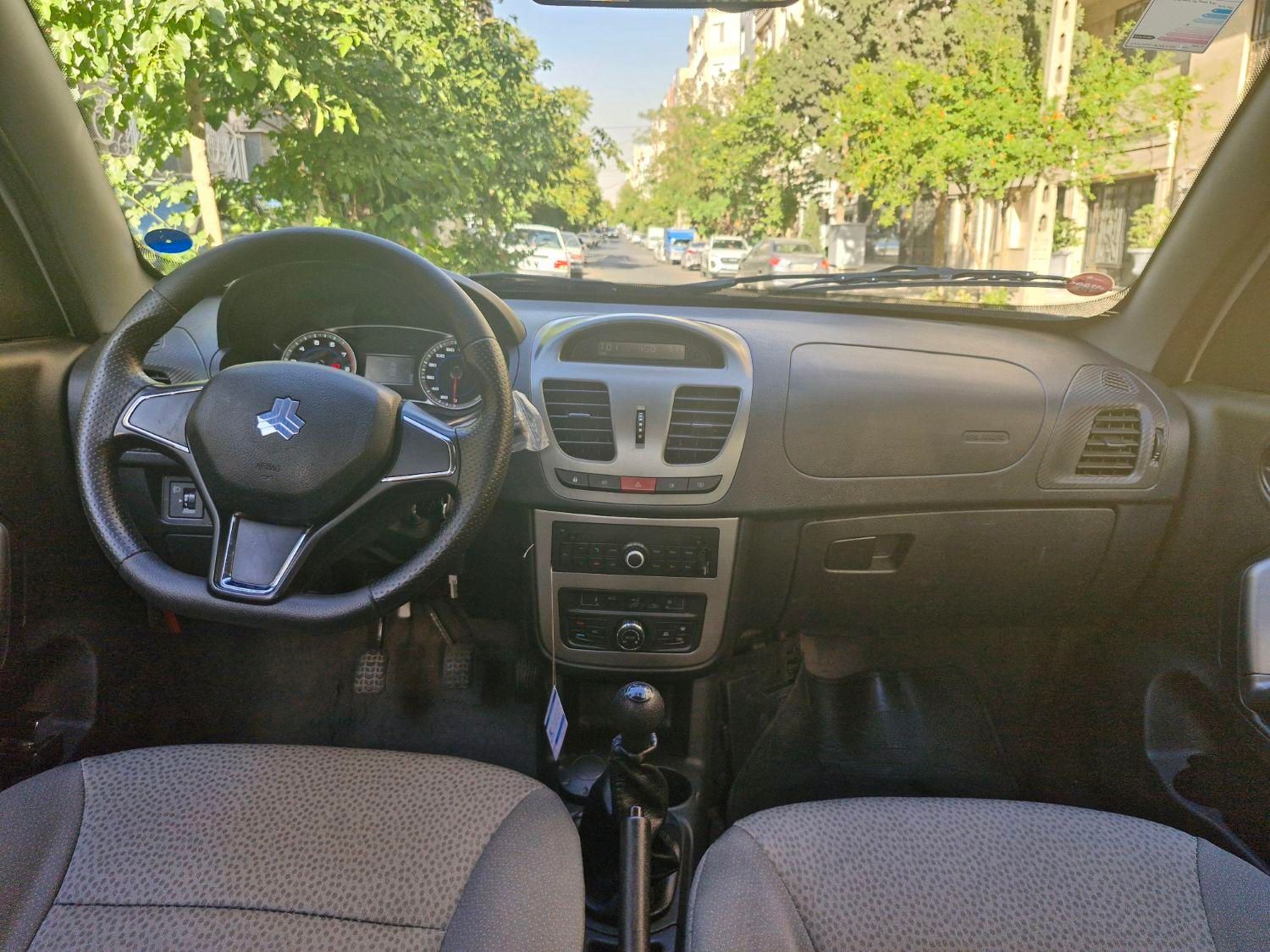 ساینا S دنده ای بنزینی - 1402