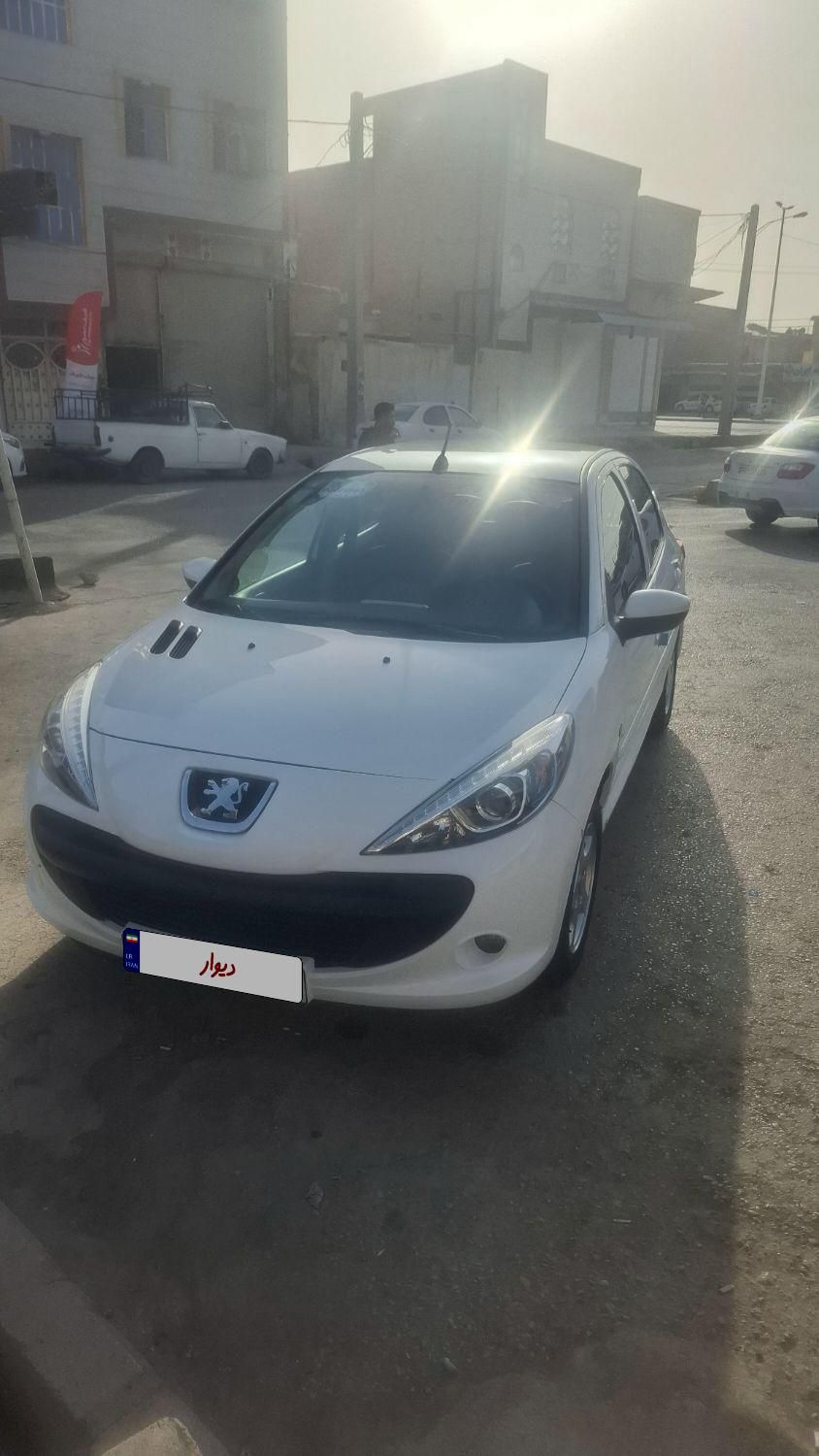 پژو 207 دنده‌ای با موتور TU3 - 1402