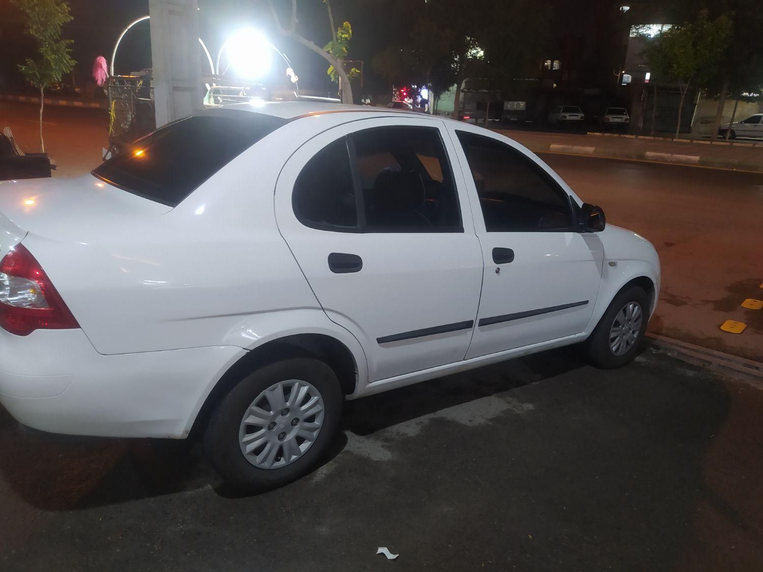 تیبا صندوق دار SX - 1400