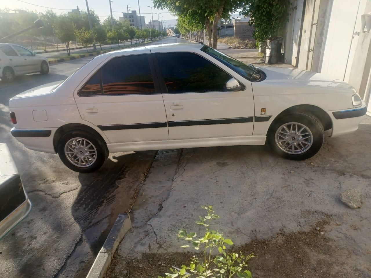خودرو پژو، پارس آگهی ann_18101765