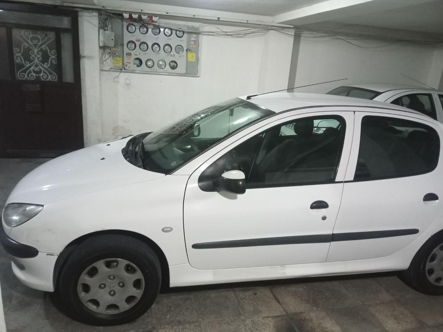 پژو 206 SD v8 - 1390