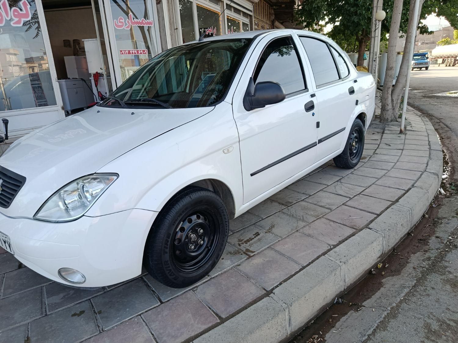 تیبا صندوق دار SX - 1400