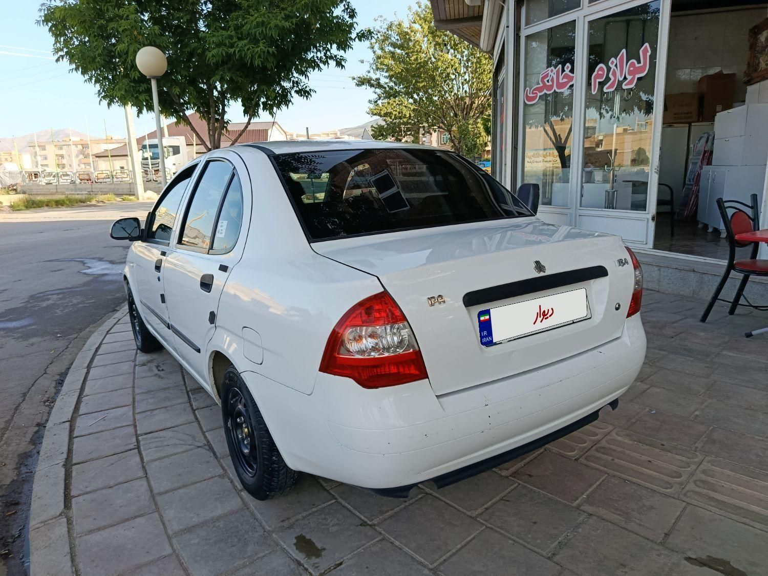 تیبا صندوق دار SX - 1400
