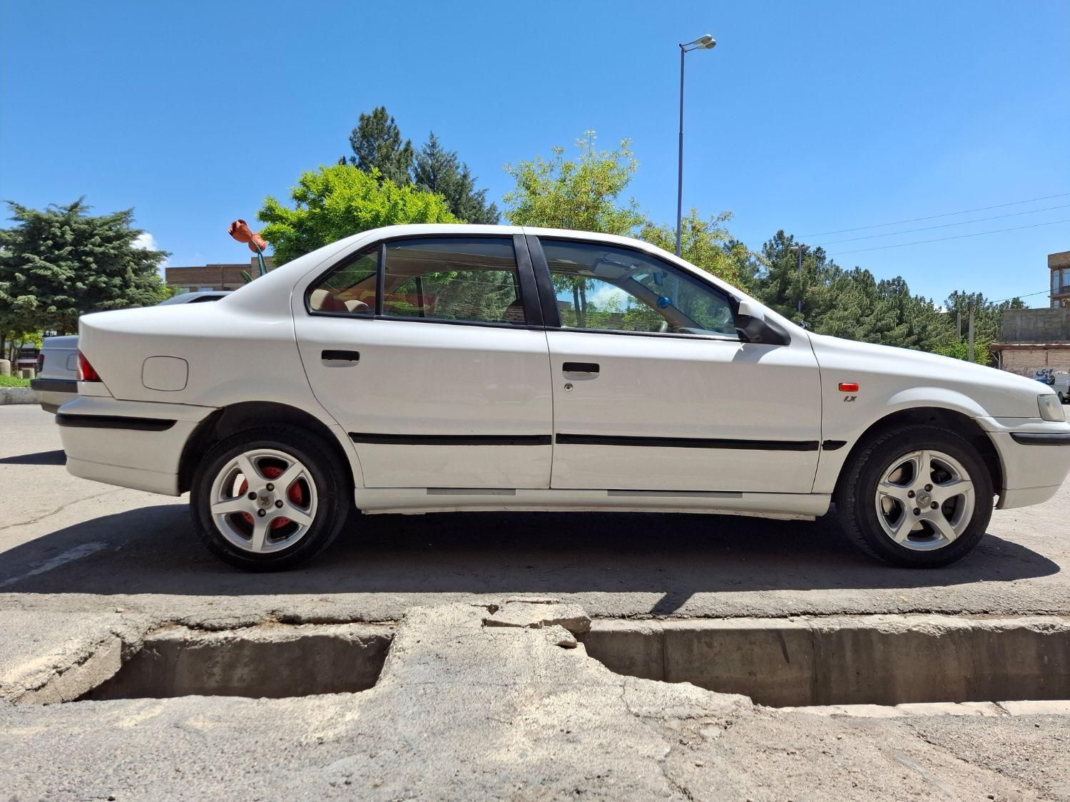 سمند LX XU7 - 1390