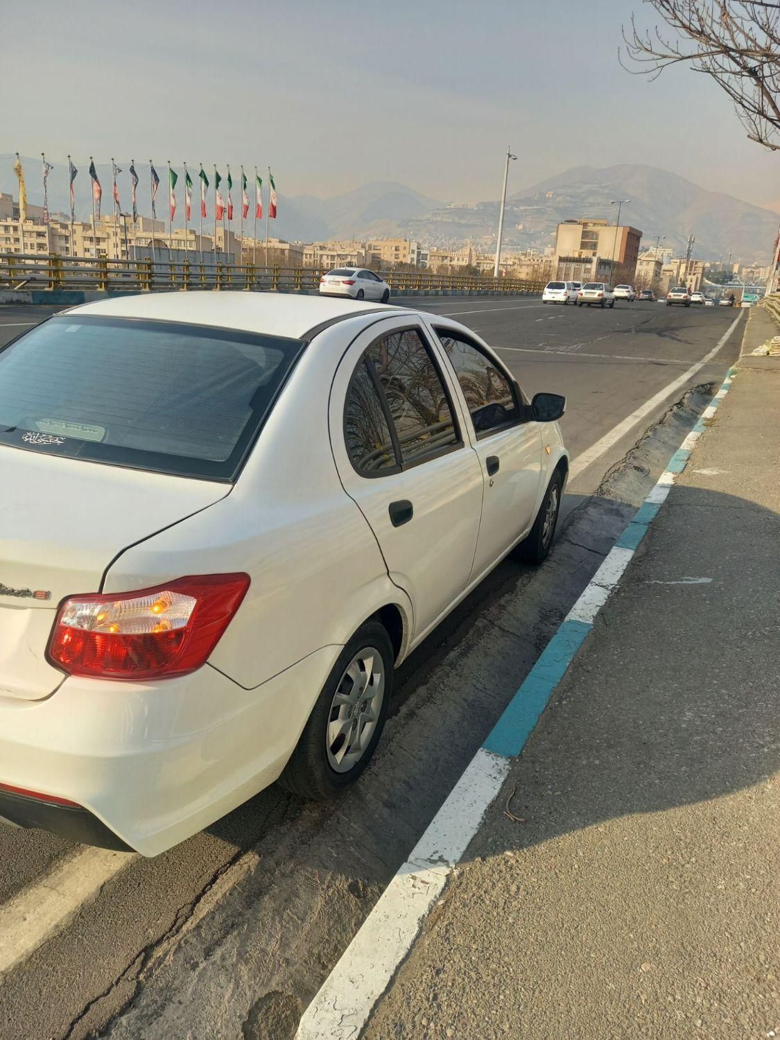 ساینا S دنده ای بنزینی - 1401