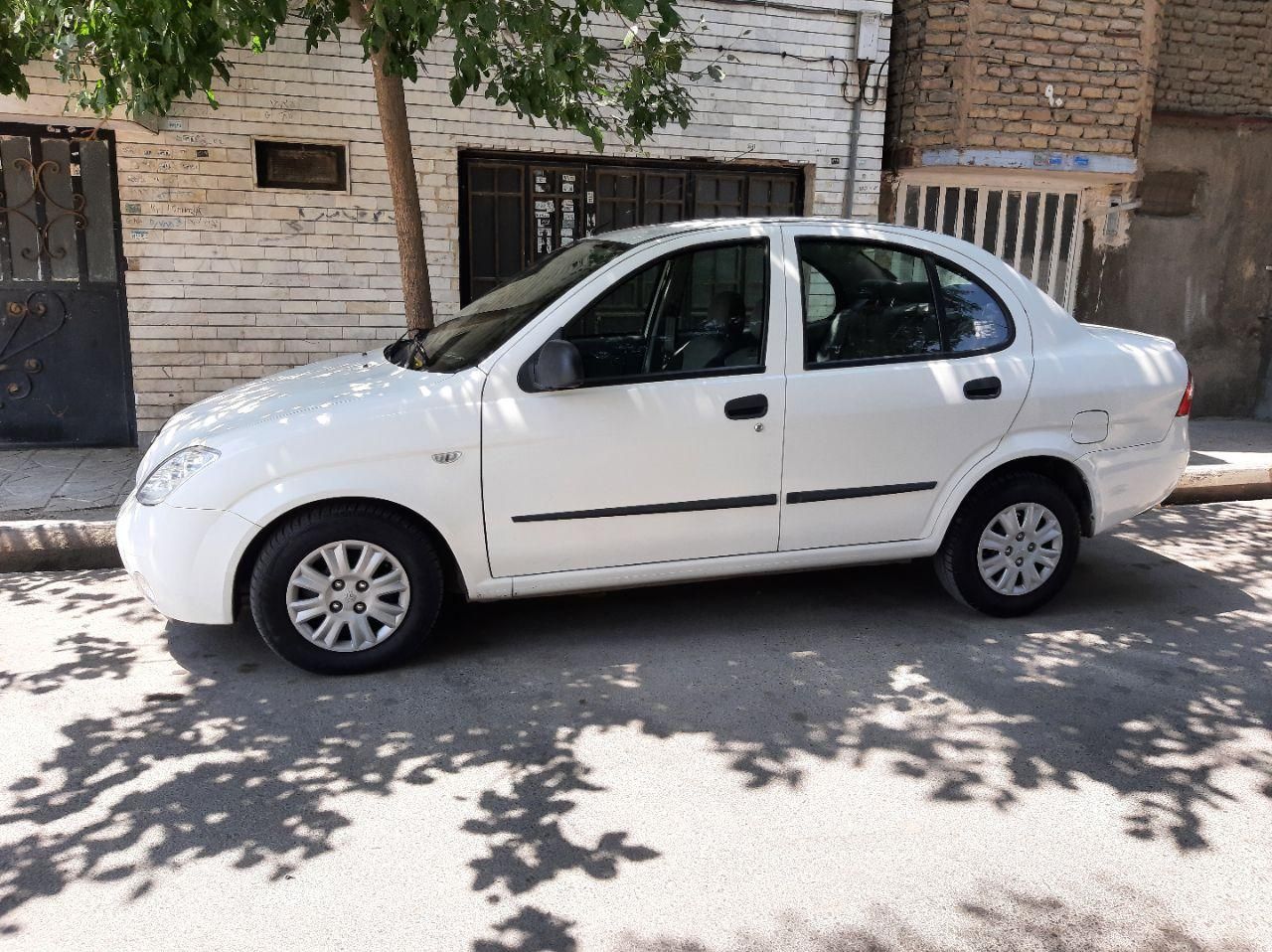 تیبا صندوق دار SX - 1400