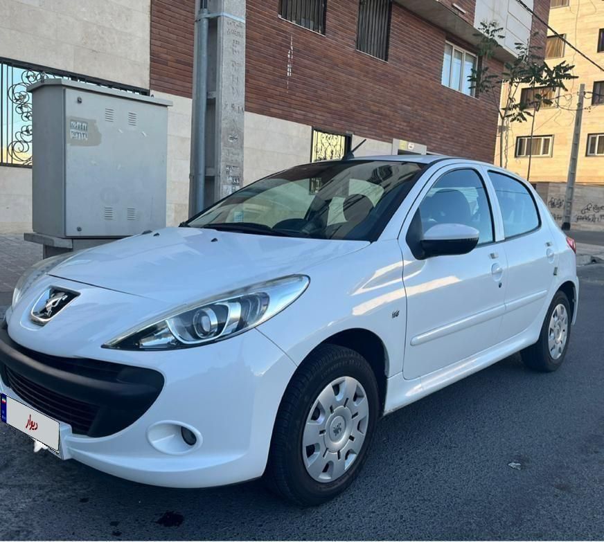 پژو 207 دنده‌ای با موتور TU3 - 1402