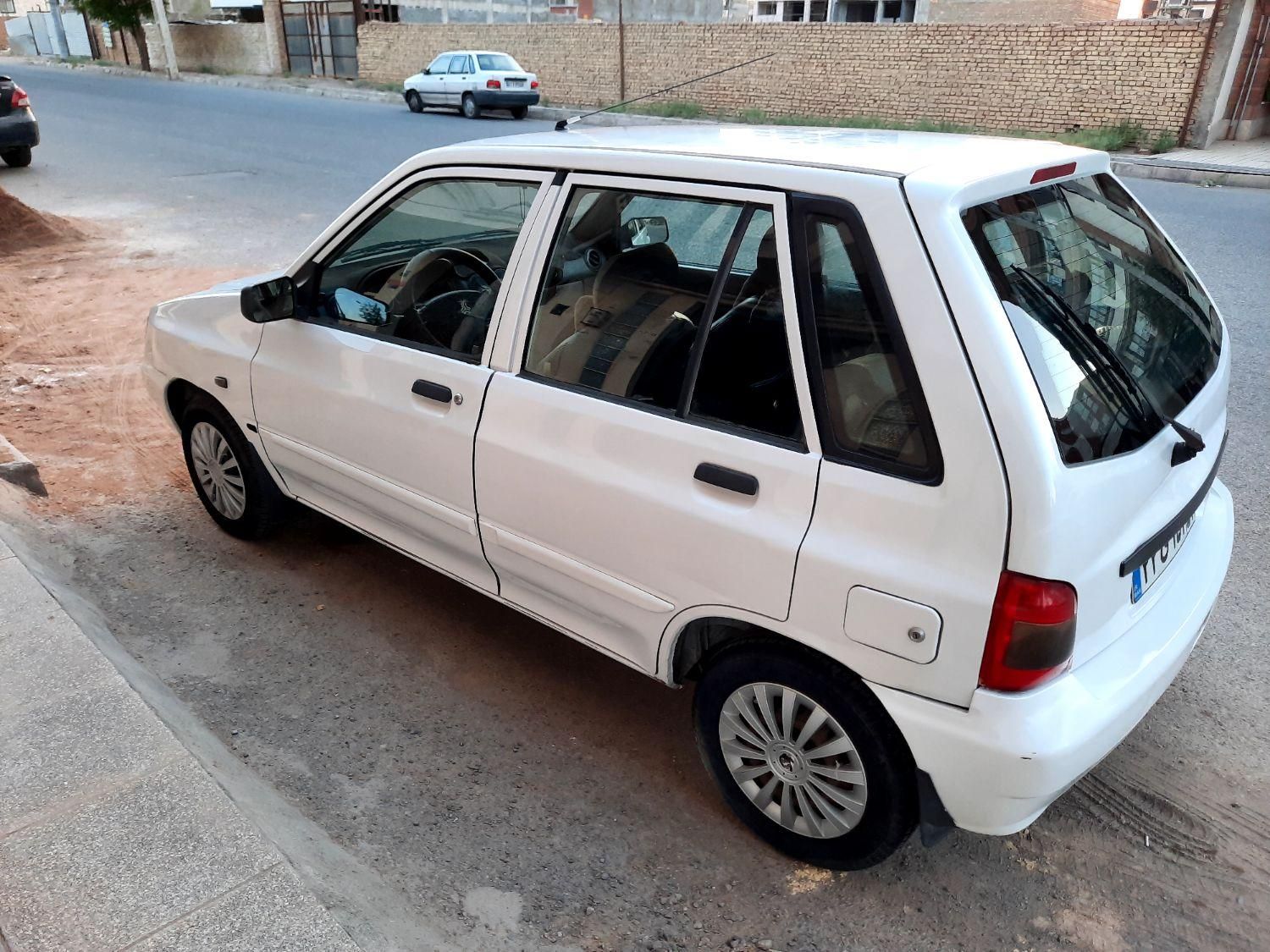 خودرو پراید، 111 آگهی ann_18104794
