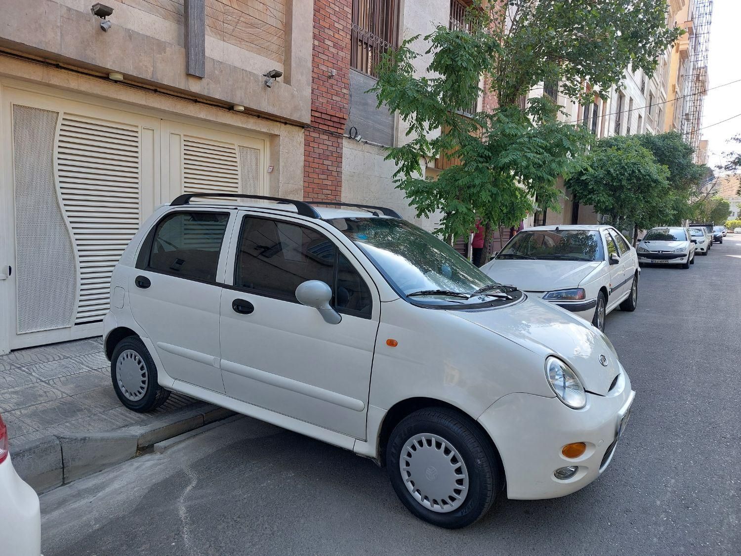 ام وی ام 110 چهار سیلندر دنده ای - 2013