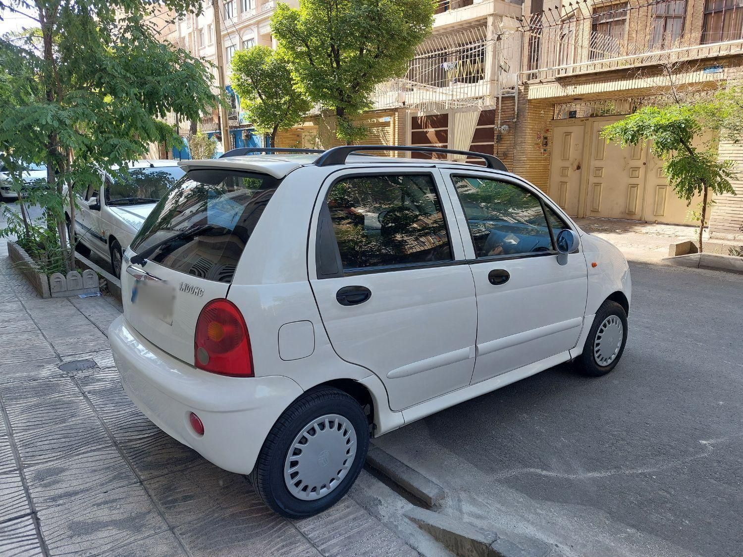 ام وی ام 110 چهار سیلندر دنده ای - 2013