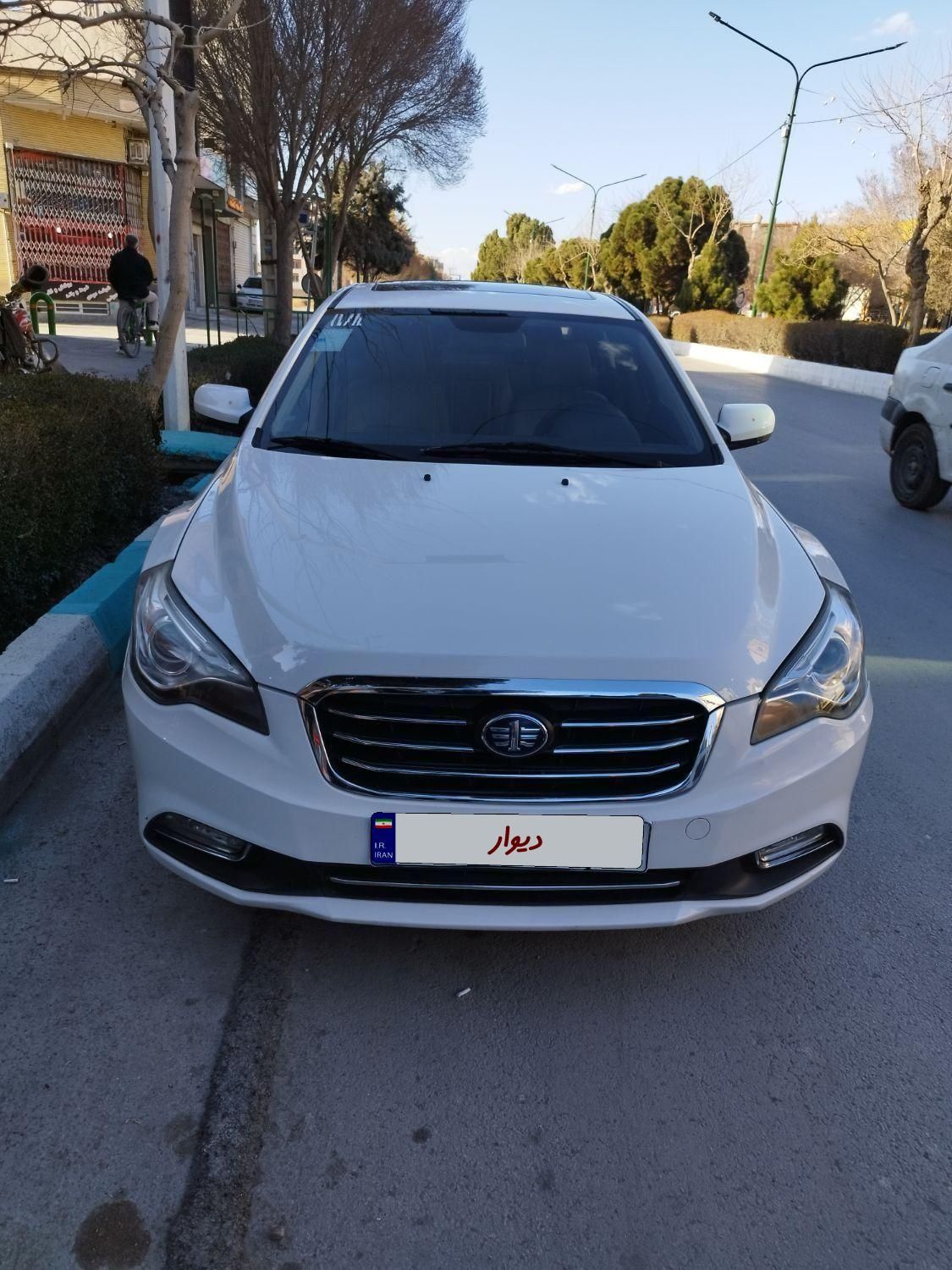 بسترن B50 اتوماتیک - 2015
