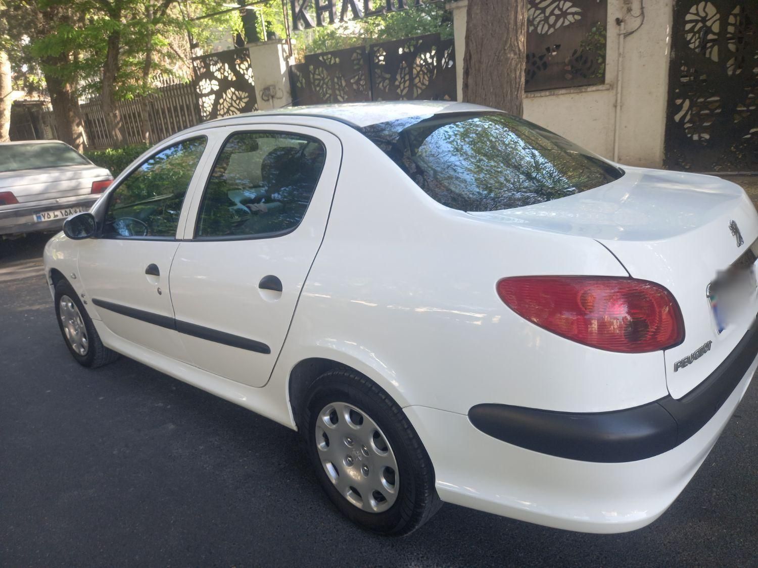 پژو 206 SD v8 - 1394