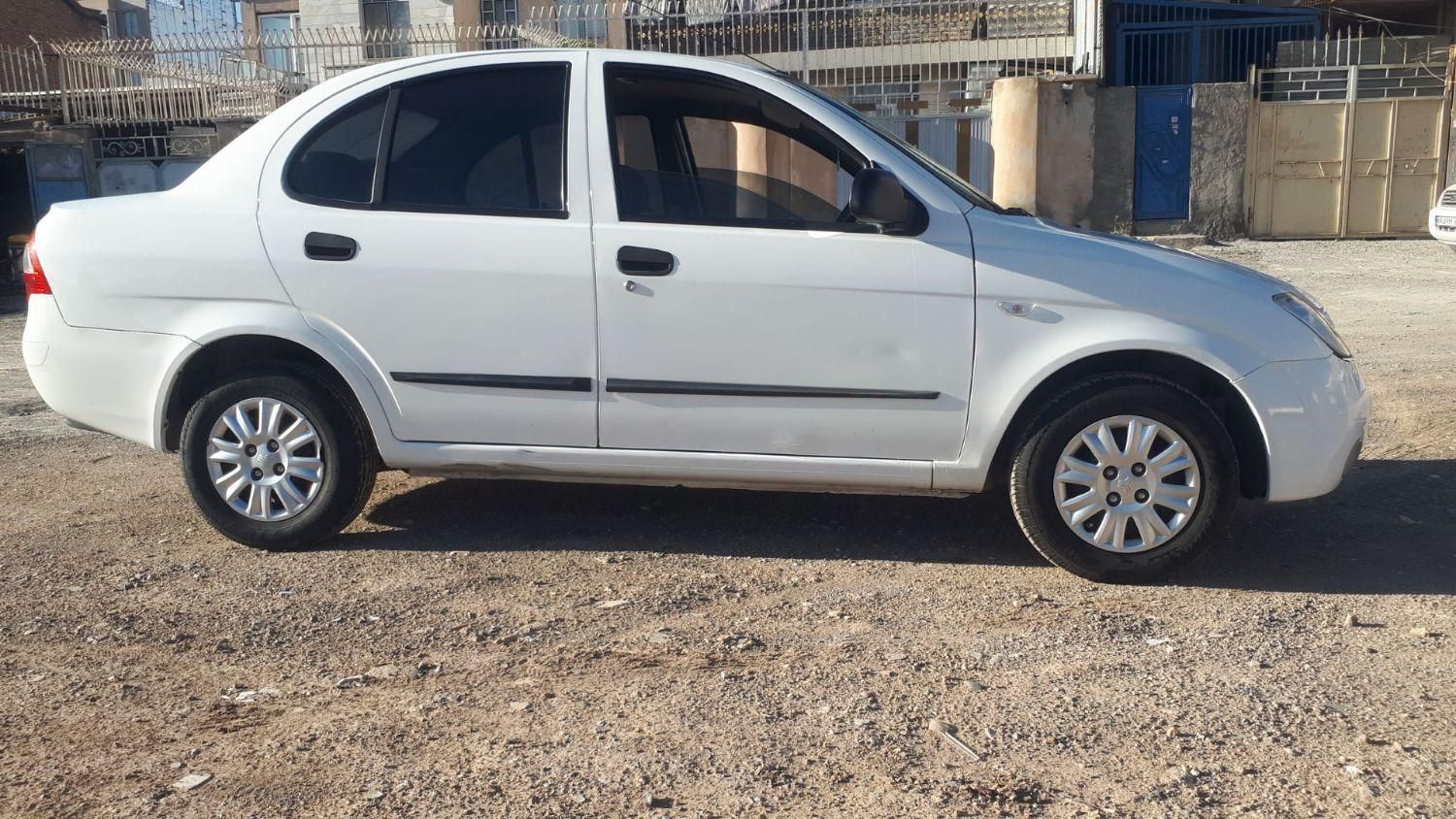 تیبا صندوق دار SX - 1398