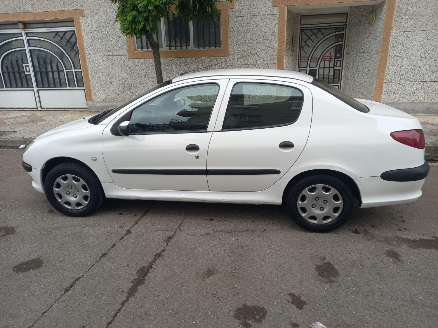 پژو 206 SD v8 - 1390
