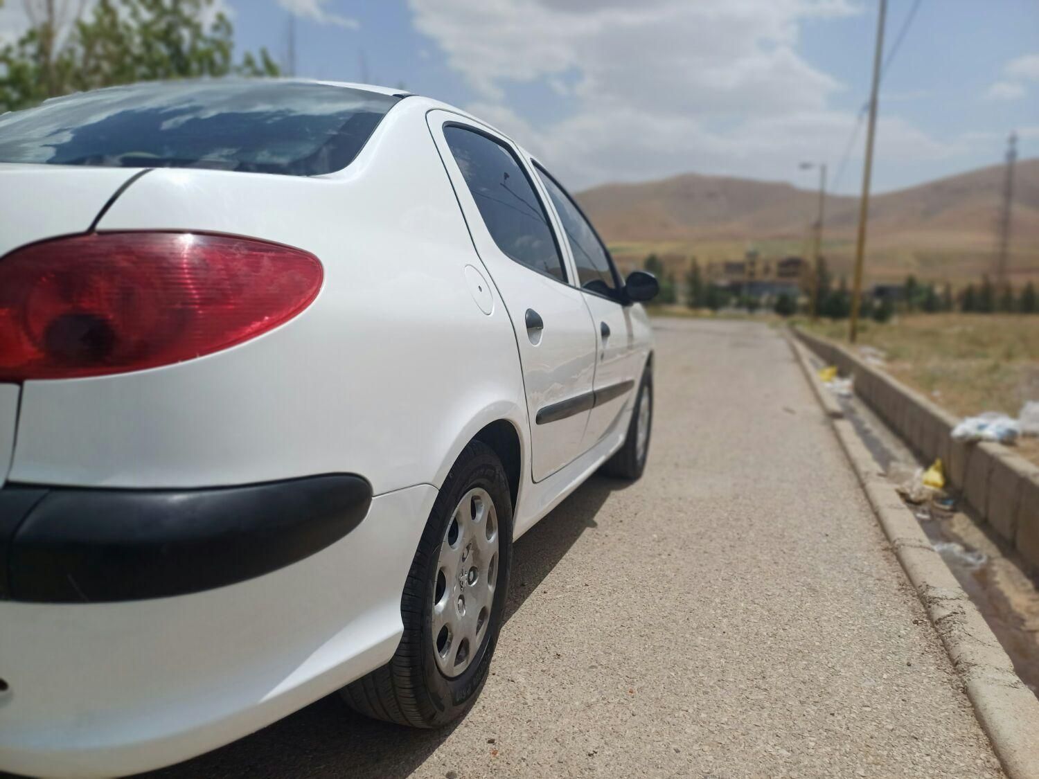 پژو 206 SD v8 - 1400