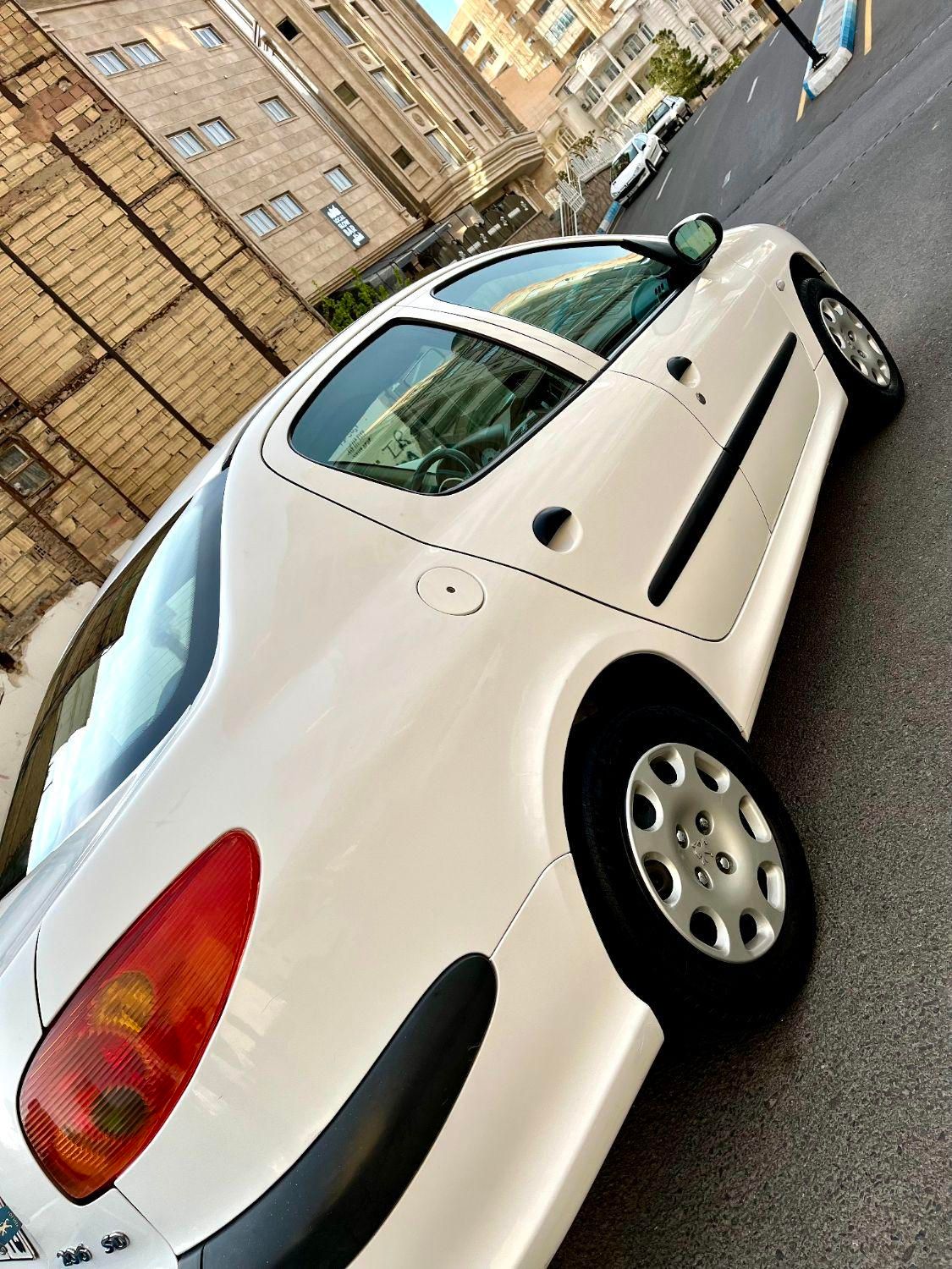 پژو 206 SD v8 - 1393