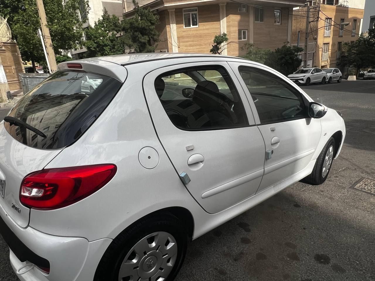پژو 207 دنده‌ای با موتور TU3 - 1402