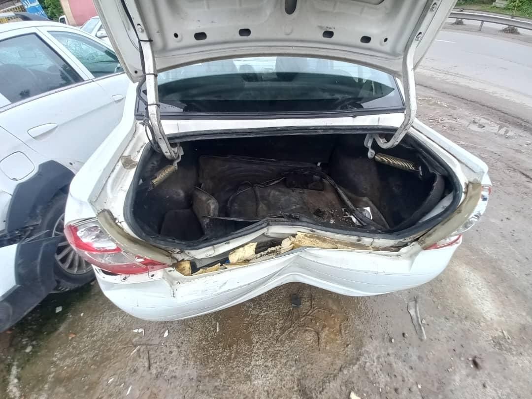 تیبا صندوق دار EX - 1392