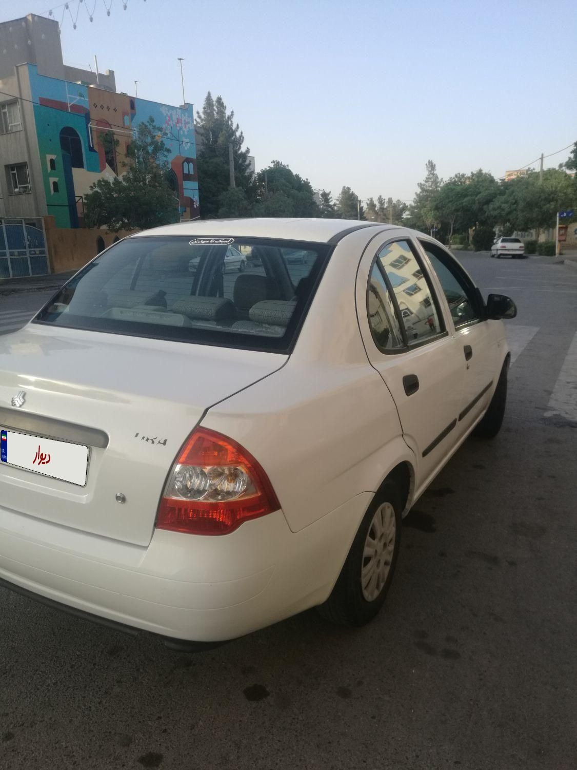 تیبا صندوق دار SX - 1401