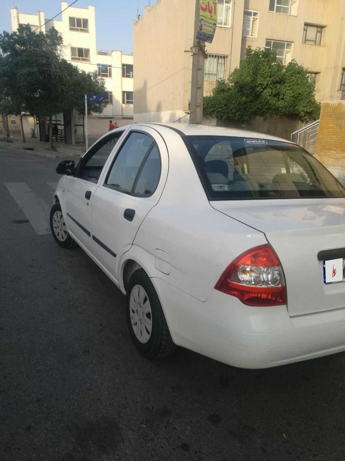 تیبا صندوق دار SX - 1401