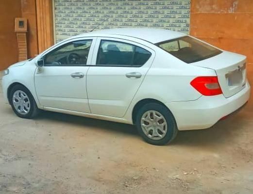 برلیانس H230 دنده‌ای - 2016
