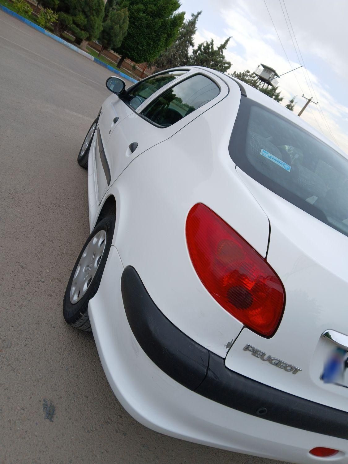پژو 206 SD v8 - 1396