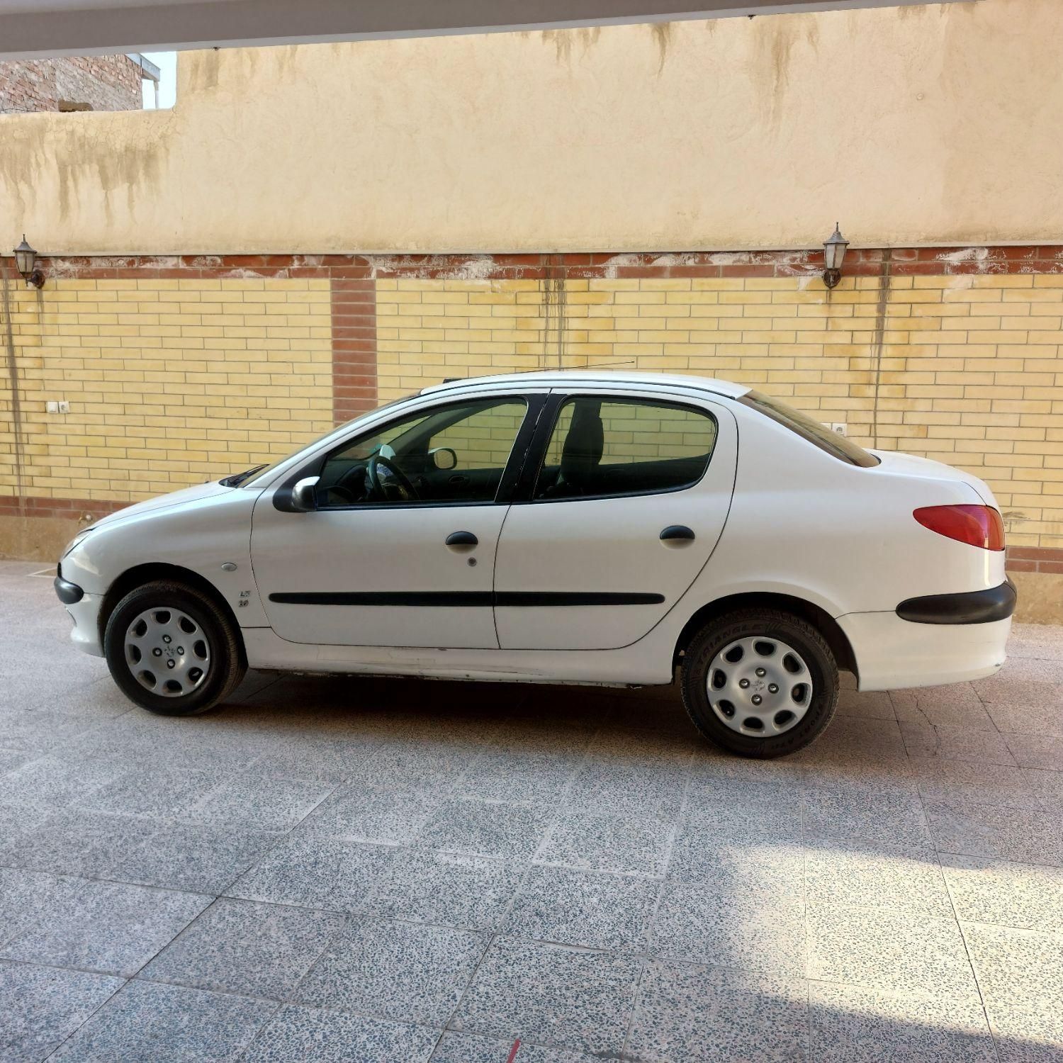 پژو 206 SD v8 - 1390