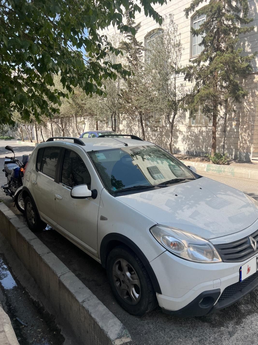 خودرو رنو، ساندرو آگهی ann_18110349