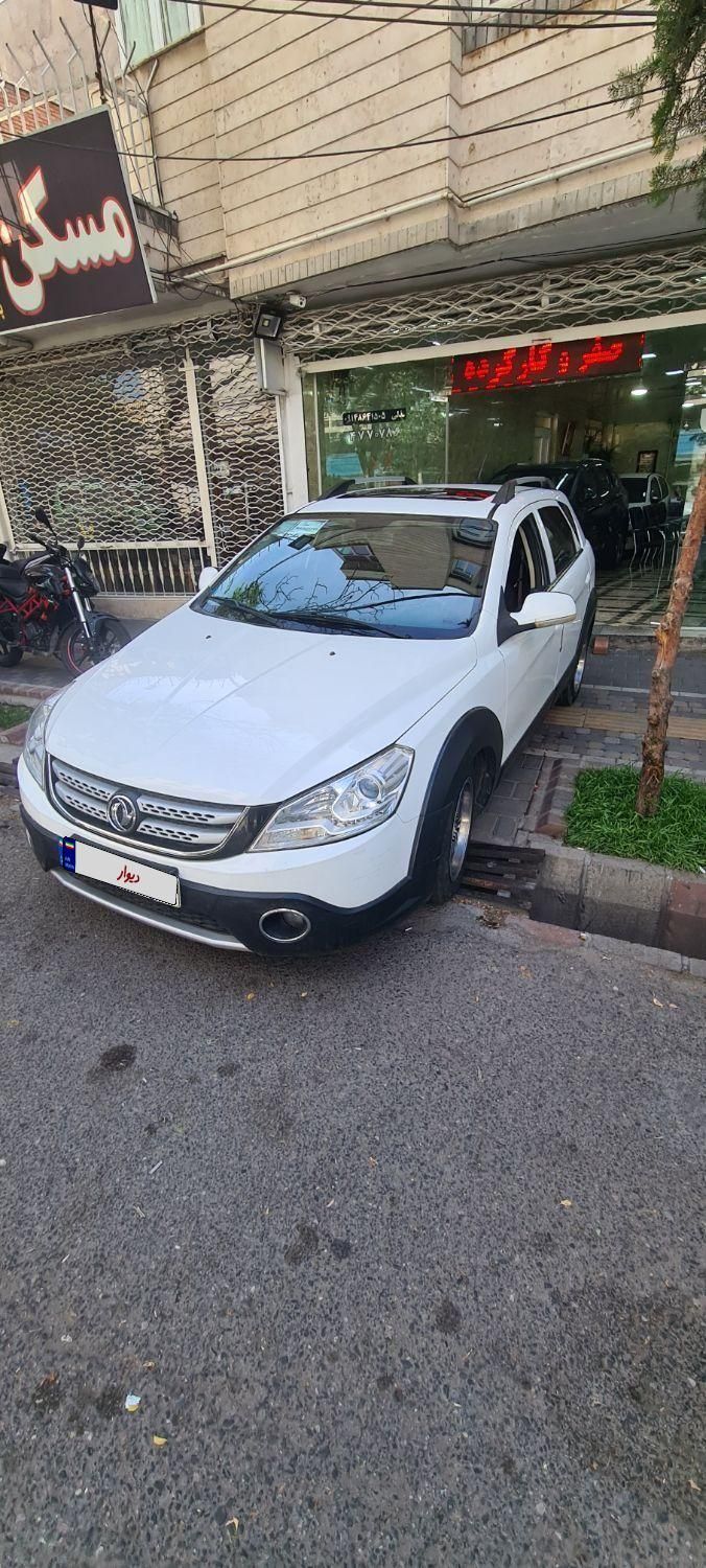 خودرو دانگ فنگ، H30 کراس آگهی ann_18111128