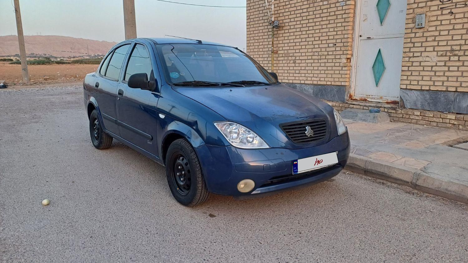 تیبا صندوق دار SX - 1393