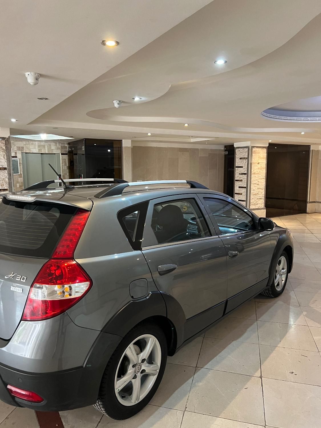 دانگ فنگ H30 کراس اتوماتیک - 1397