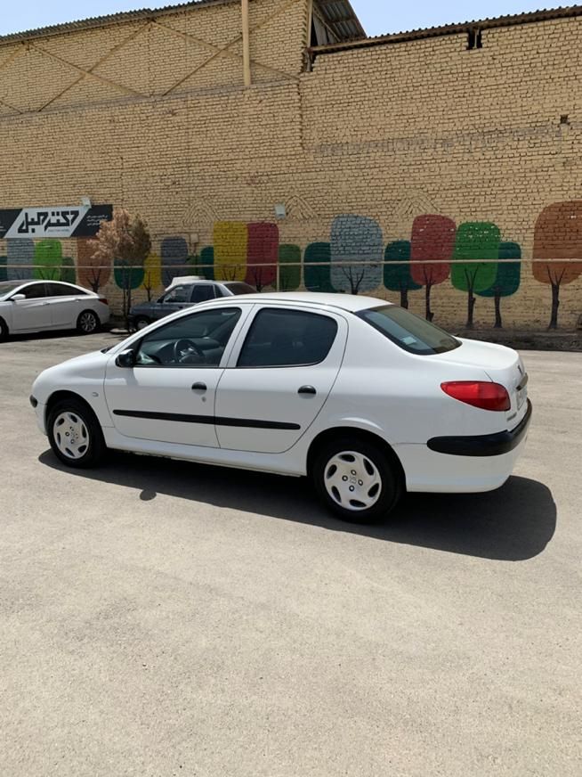 پژو 206 SD v1 - 1389