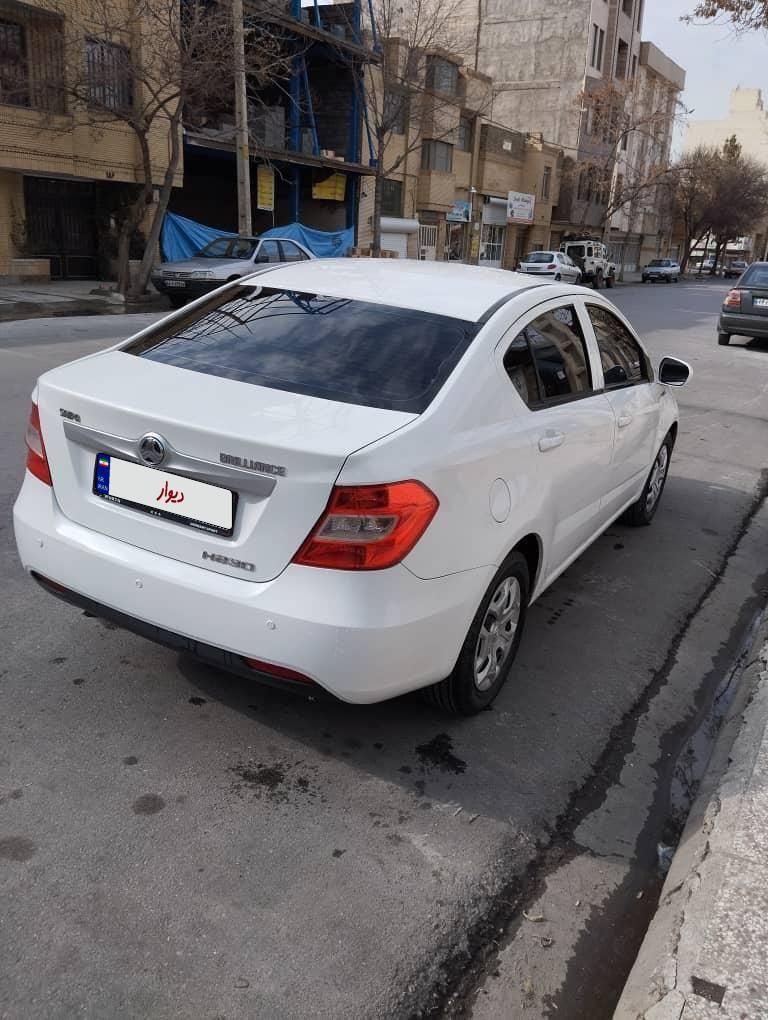 برلیانس H230 دنده‌ای - 2016