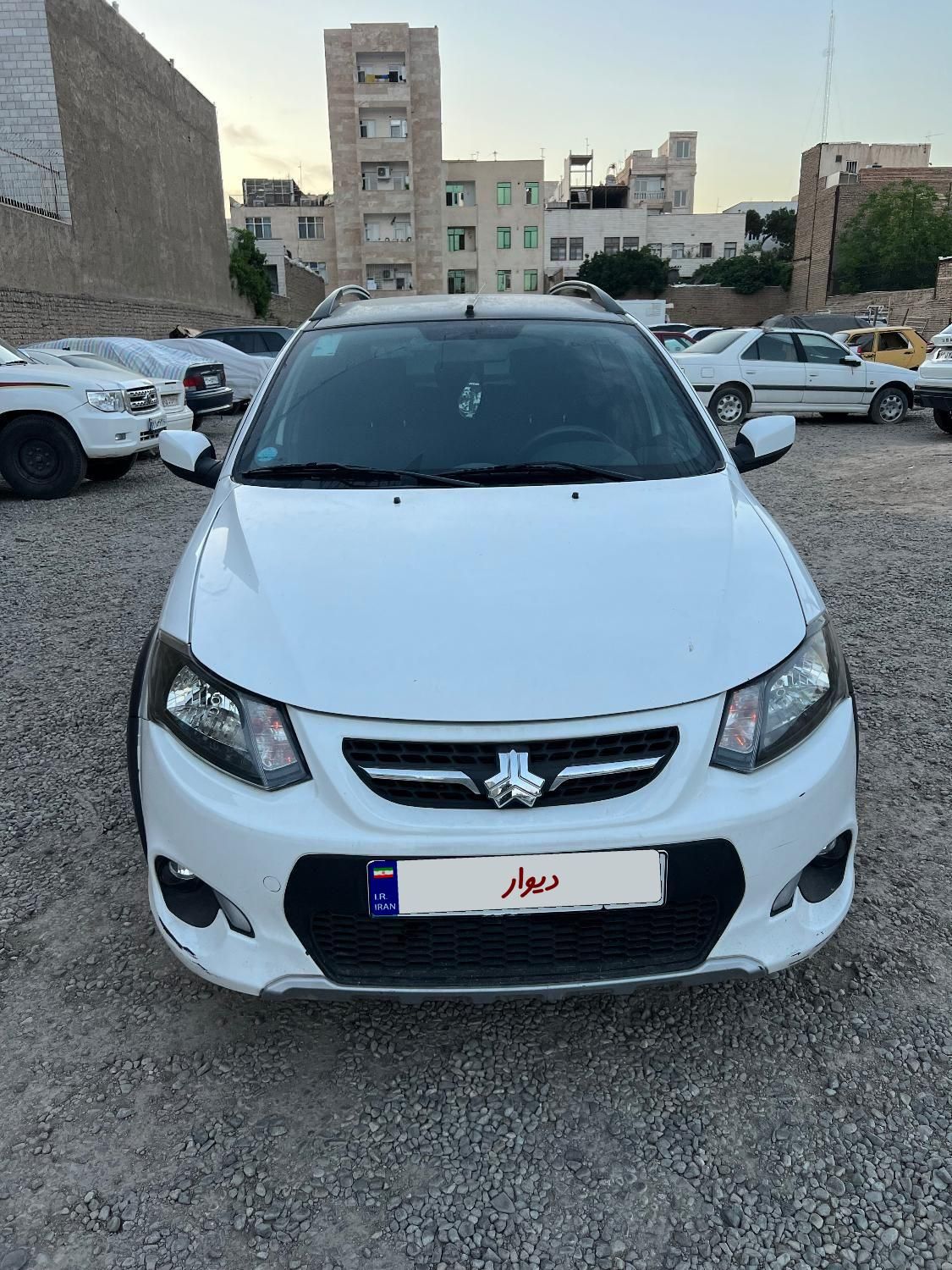 خودرو کوییک، R آگهی ann_18115484