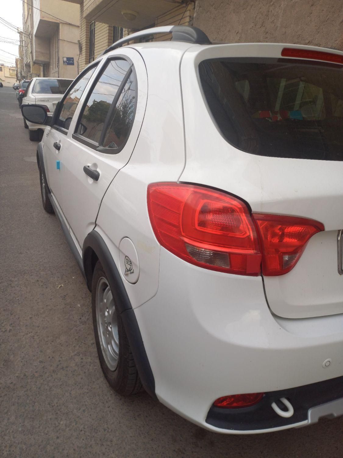 خودرو کوییک، R آگهی ann_18115492