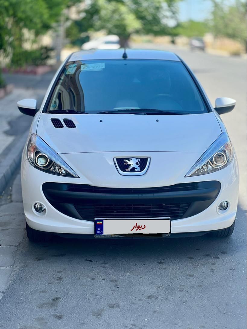 پژو 207 دنده‌ای با موتور TU3 - 1402