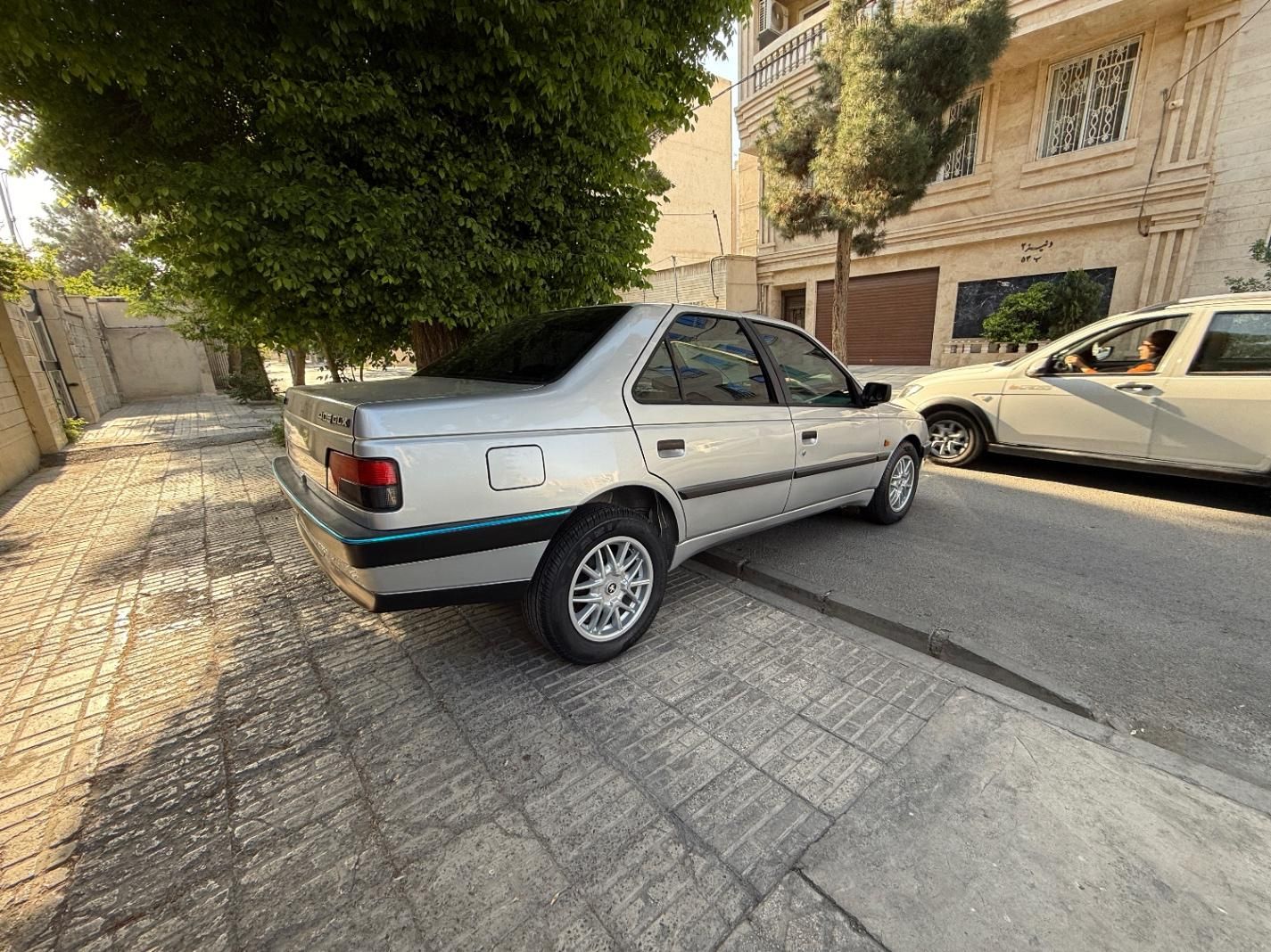 پژو 405 GLX - 1386