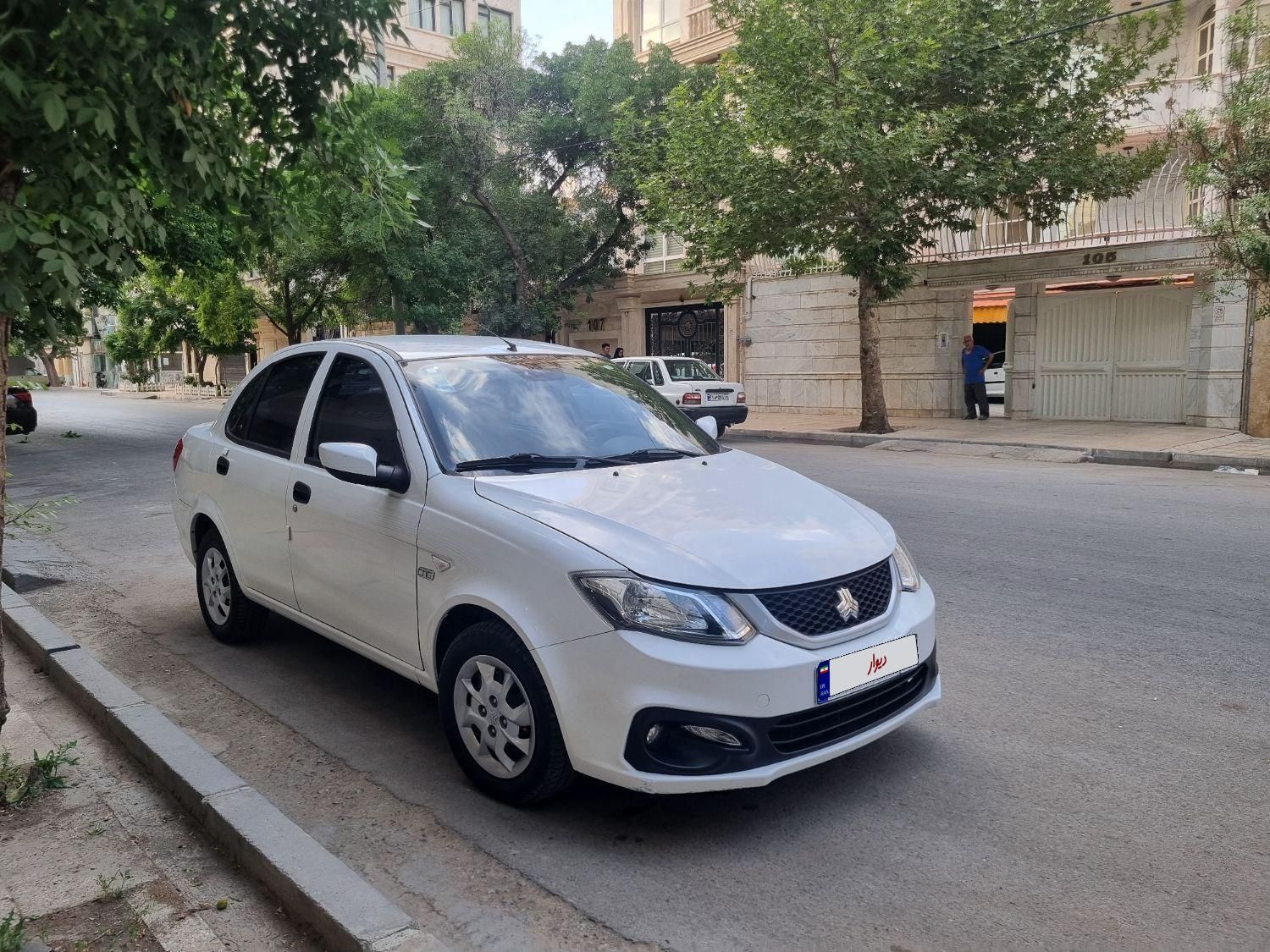 ساینا S دنده ای بنزینی - 1402