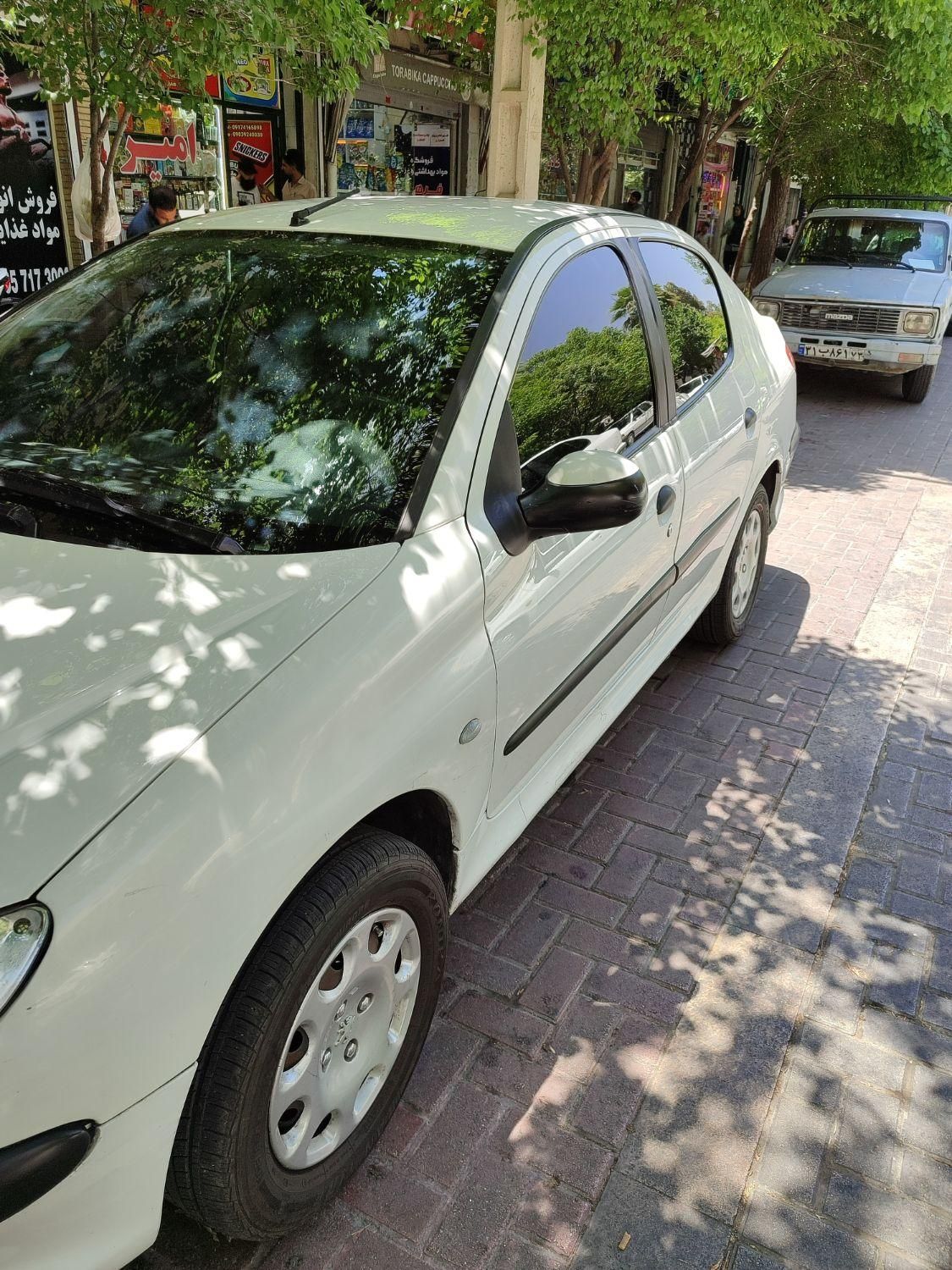 پژو 206 SD v8 - 1390