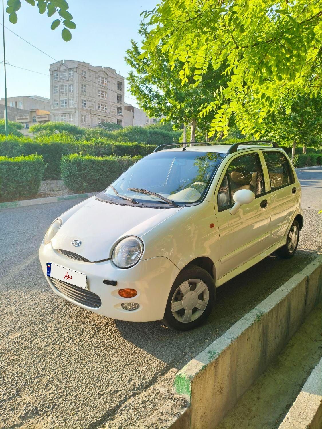 ام وی ام 110 چهار سیلندر دنده ای - 2015