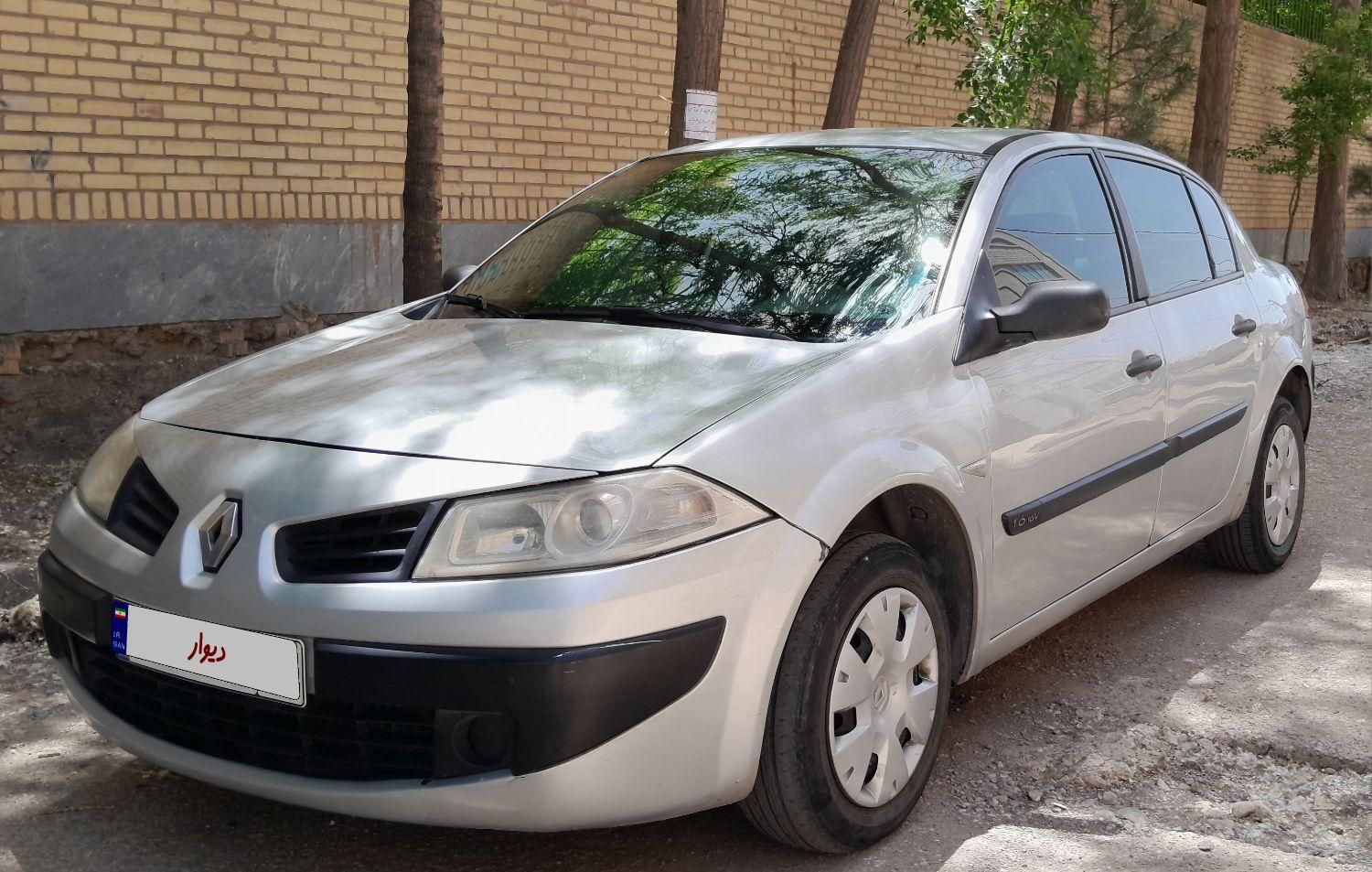 رنو مگان دنده‌ای 1600 - 2006
