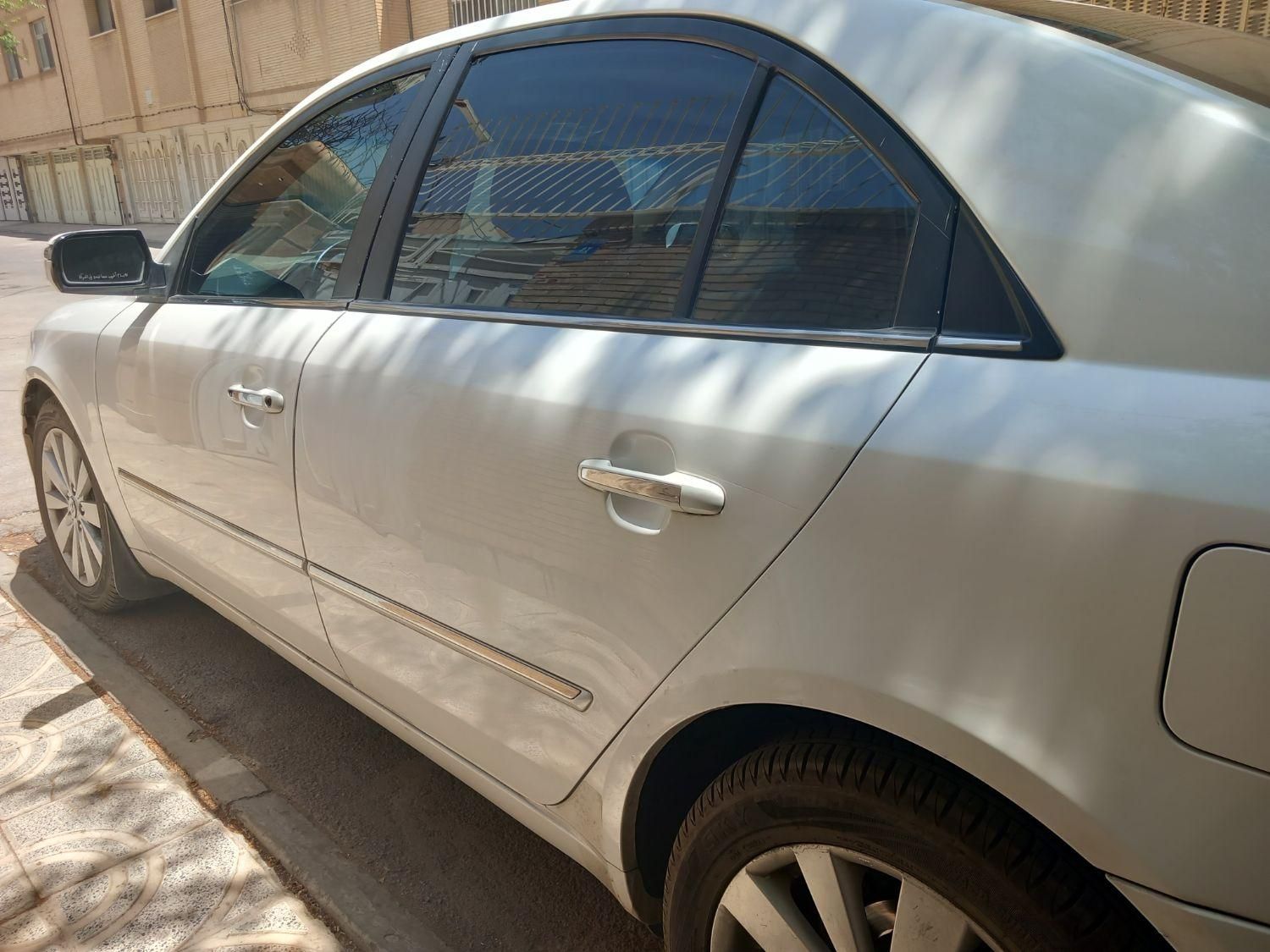 هیوندای سوناتا اتوماتیک NF 2400 - 2010