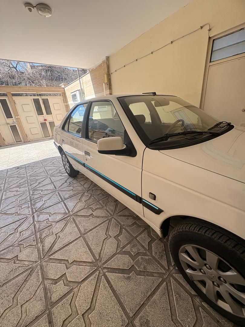 پژو 405 SLX بنزینی TU5 - 1392